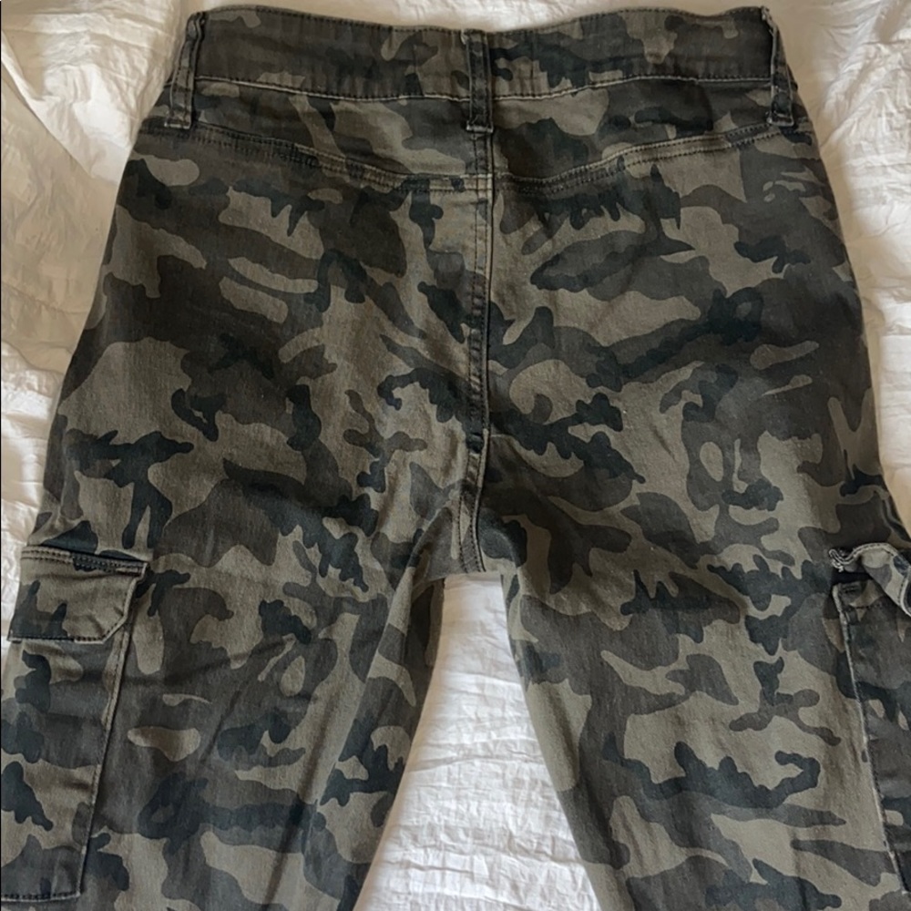 Cargo Pants - Picture 3 of 6